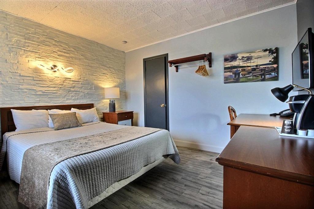 Hotel Motel Le Quiet Lac-Mégantic Dış mekan fotoğraf
