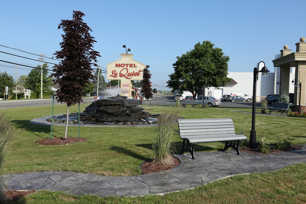 Hotel Motel Le Quiet Lac-Mégantic Dış mekan fotoğraf