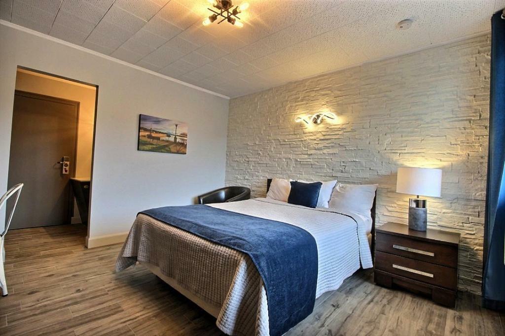 Hotel Motel Le Quiet Lac-Mégantic Dış mekan fotoğraf