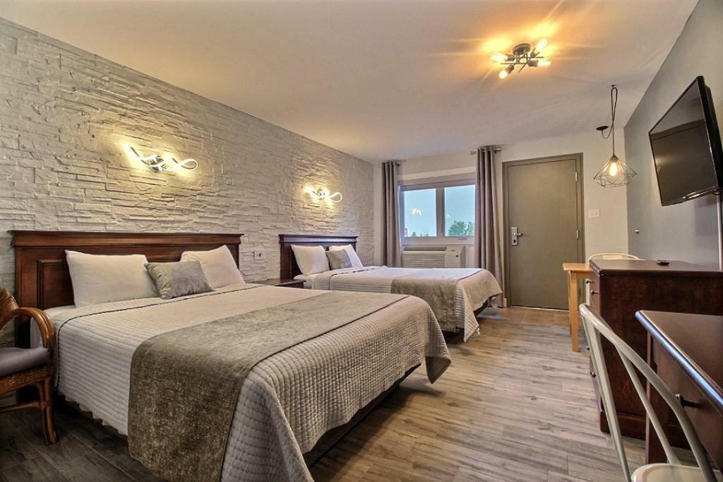 Hotel Motel Le Quiet Lac-Mégantic Dış mekan fotoğraf